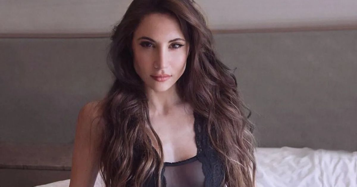 678elprograma's tweet card. La bailarina renovó su apariencia con un nuevo corte de pelo y es comparada con una actriz europea muy reconocida.