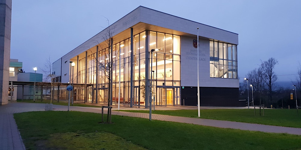 damienraftery's tweet card. Join an expert panel who will discuss learning analytics, sharing Irish and international examples and perspectives on this critical issue.