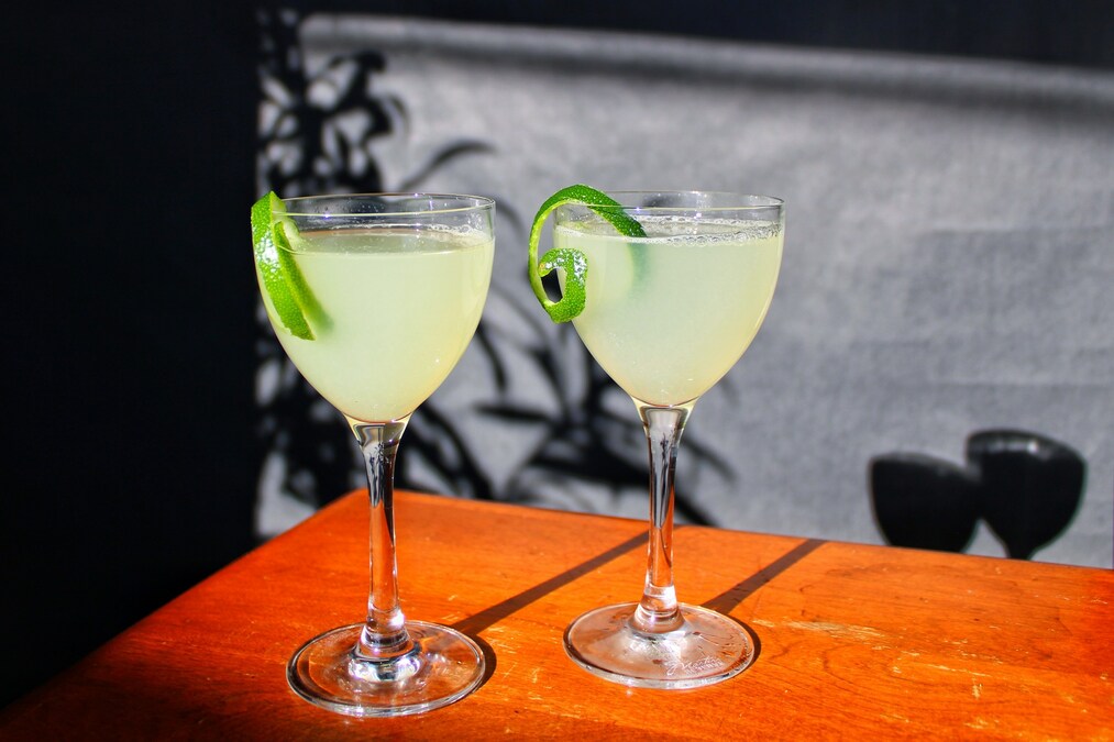 _RayPotter's tweet card. /PRNewswire/ -- Today, Fairfields Rum of the Americas, founded by entrepreneurs Frank Klein and Joy Branford, released their first bottling of rum made from...