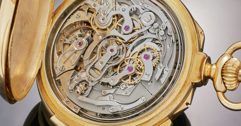 Heauxfessional1's tweet card. The legendary collection of Robert M. Olmsted heads to auction at Sotheby's, featuring iconic Patek Philippe, Rolex, and Audemars Piguet timepieces