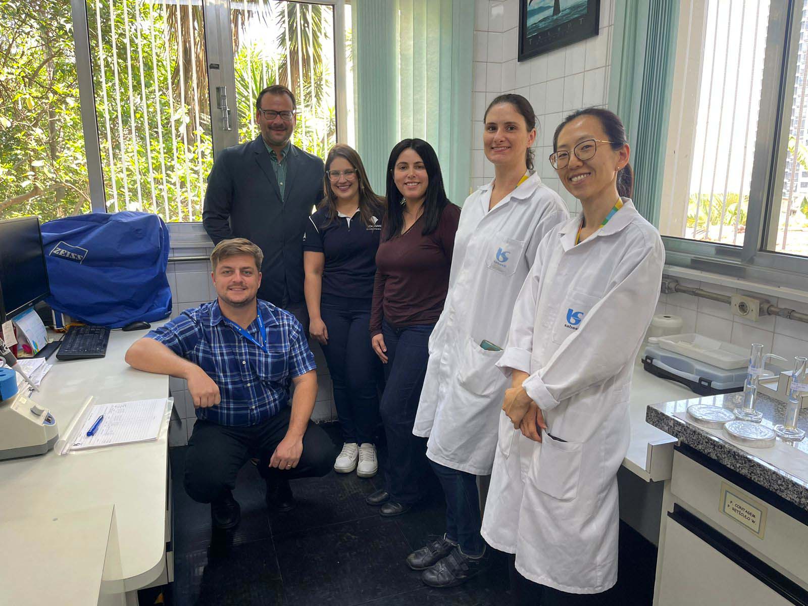 FlowCam's tweet card. Our FlowCam team looks ahead to 2025 and celebrates our growth, local engagement, and meaningful connections with our customers in 2024.