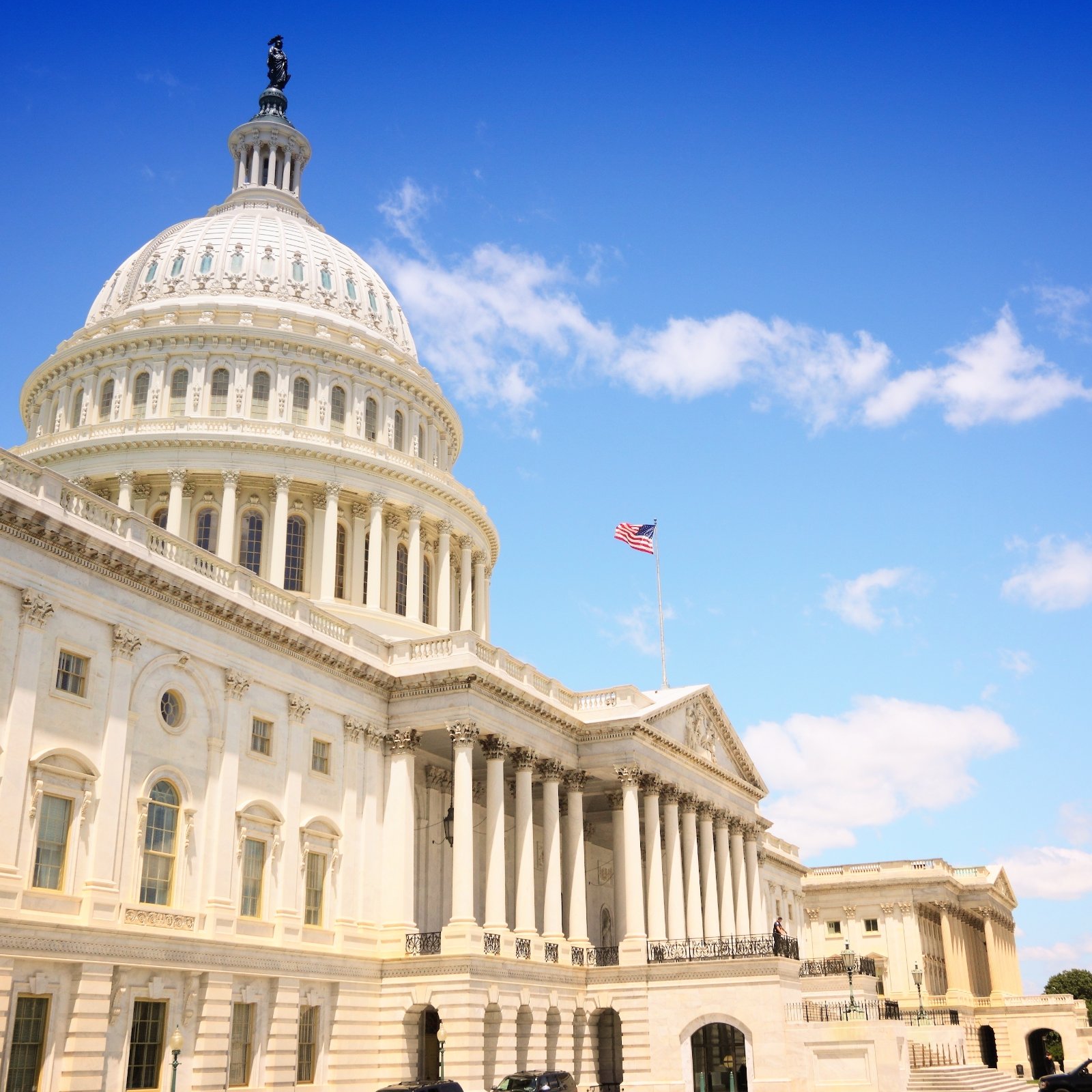 UnifyEarthNet's tweet card. Two U.S. congressmen have introduced a bill aimed at amending the country's securities laws to exclude cryptocurrencies from the definition of a security. The bipartisan bill also seeks to adjust...