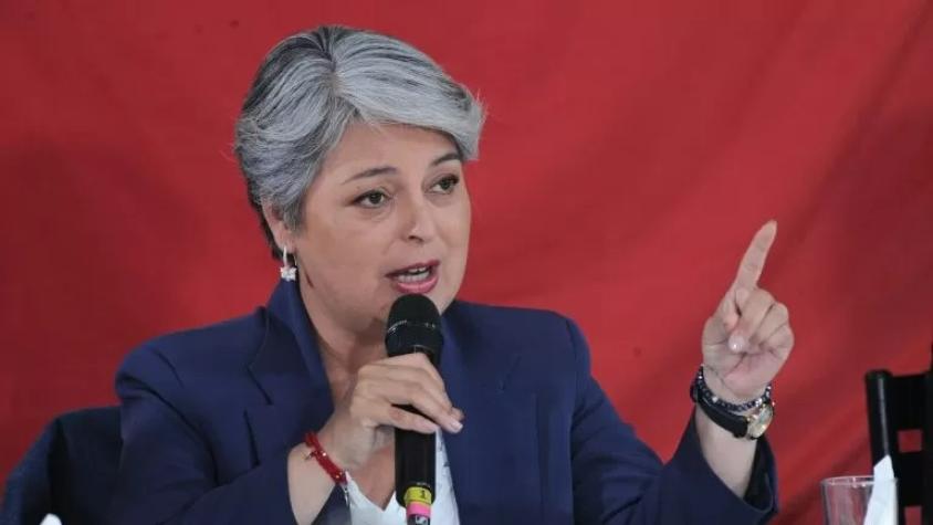 T13's tweet card. La abanderada del oficialismo y sus voceros iniciaron una arremetida directa contra el republicano -a quien llaman “José” y no “José Antonio”-, acusándolo de evitar los debates y ser “un peligro”...