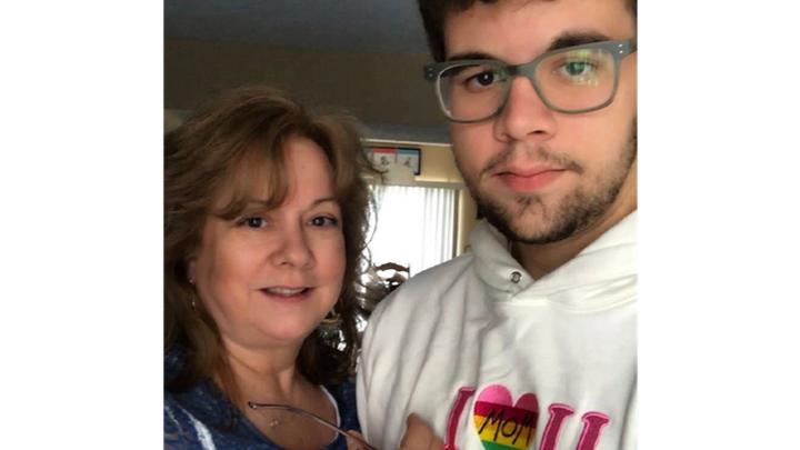 Framesofnick's tweet card. I never thought i'd have to make something like this so please excuse me for no… Nicholas Cross needs your support for Help Stephanie Cross Beat Breast Cancer