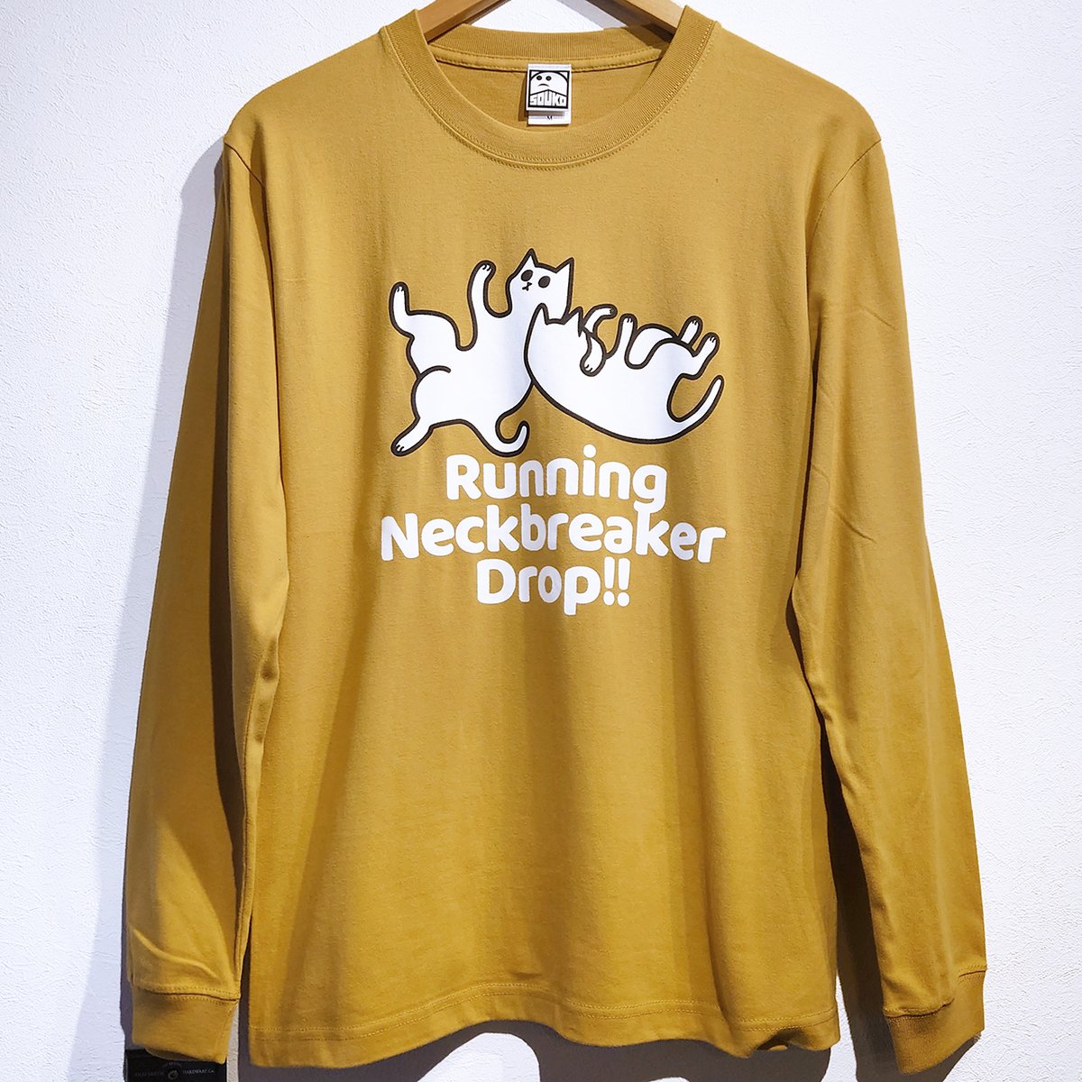 souko1go's tweet card. マスタードは、暗くなりがちな冬のアウターカラーとも相性の良い くすみイエローです。 半袖と同じ5.6オンスの綿100%です。 袖口はリブ仕様。