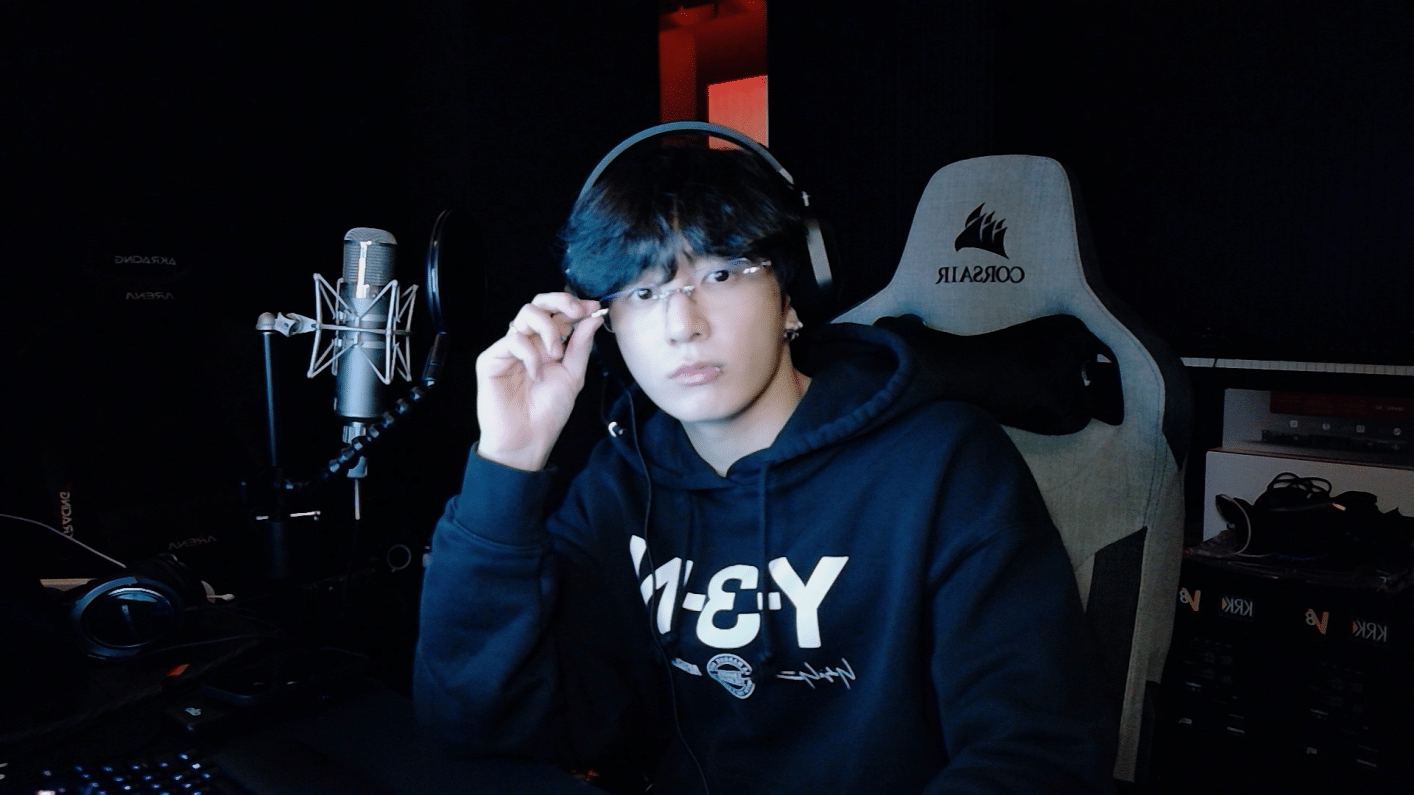 suga2kyu's tweet card. 버텨라 - JUNG KOOK