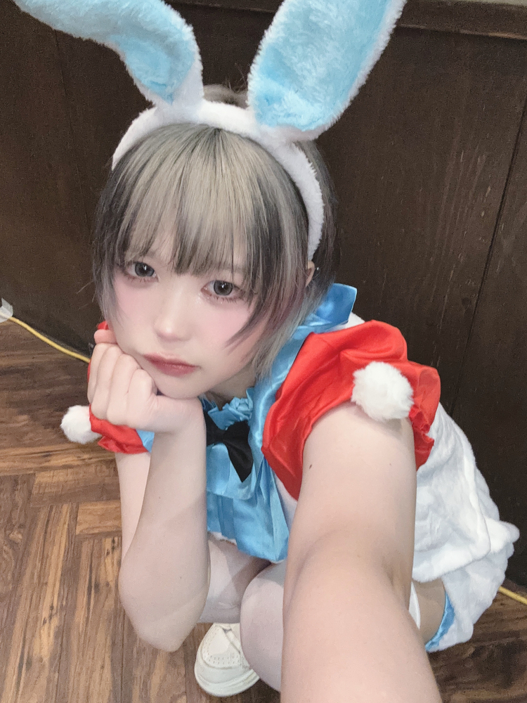 shizuku_bbts's tweet card. 9月のもぐもぐ配信🎑