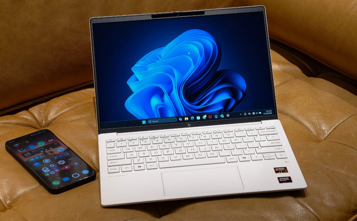 techaeris's tweet card. The HP OmniBook 7 Aero not only looks slick in its Ceramic White colorway, but it's also super light and portable. Perfect for the ultra-mobile person.