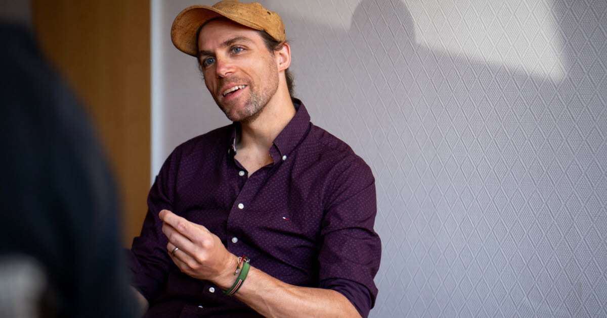 CHChartreuse's tweet card. Dans son livre  Intérieur nuit , le journaliste vedette de France Inter Nicolas Demorand n’a pas seulement révélé sa bipolarité. Il a aussi ...