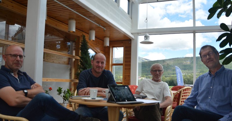 Tweet card summary image