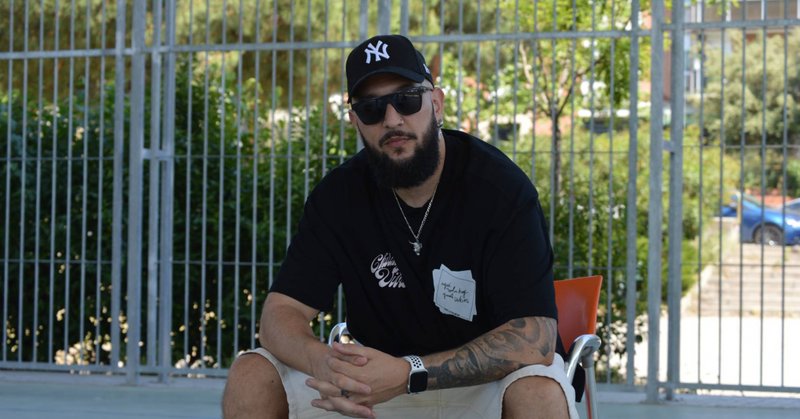 Tweet card summary image