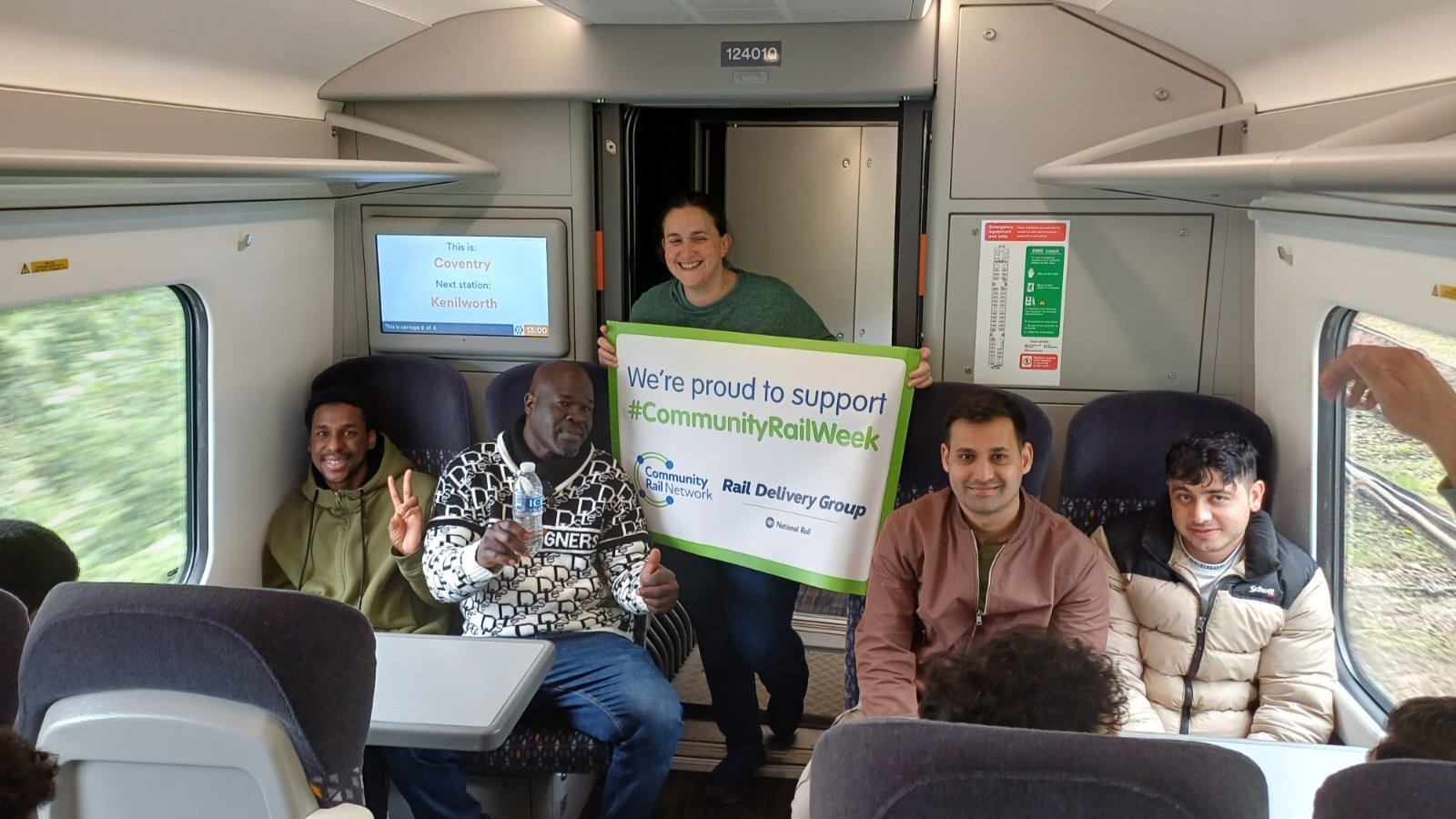 CommunityRail's tweet card. Find out about the different ways this grassroots, community-led movement engages people with railways and stations.