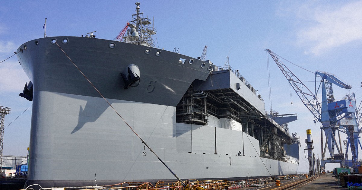 vplusasia's tweet card. 　中国が海洋進出を強める中、米国と豪州は海軍艦艇を巡って日本に急接近している。豪政府は8月、次期フリゲート艦として、日本の「もがみ型能力向上型」を採用すると発表した。