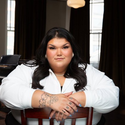 Tweet card summary image