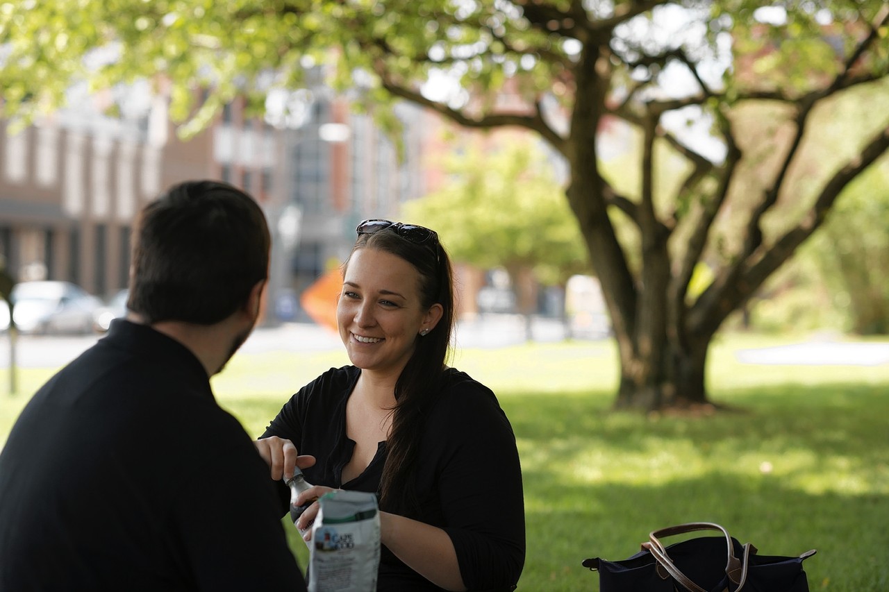 CSU_CTRE's tweet card. The payoff from college is in finishing, especially if student loans are involved. There is little or no difference in wages among 20- to 24-year-olds who graduated high school and those who comple...