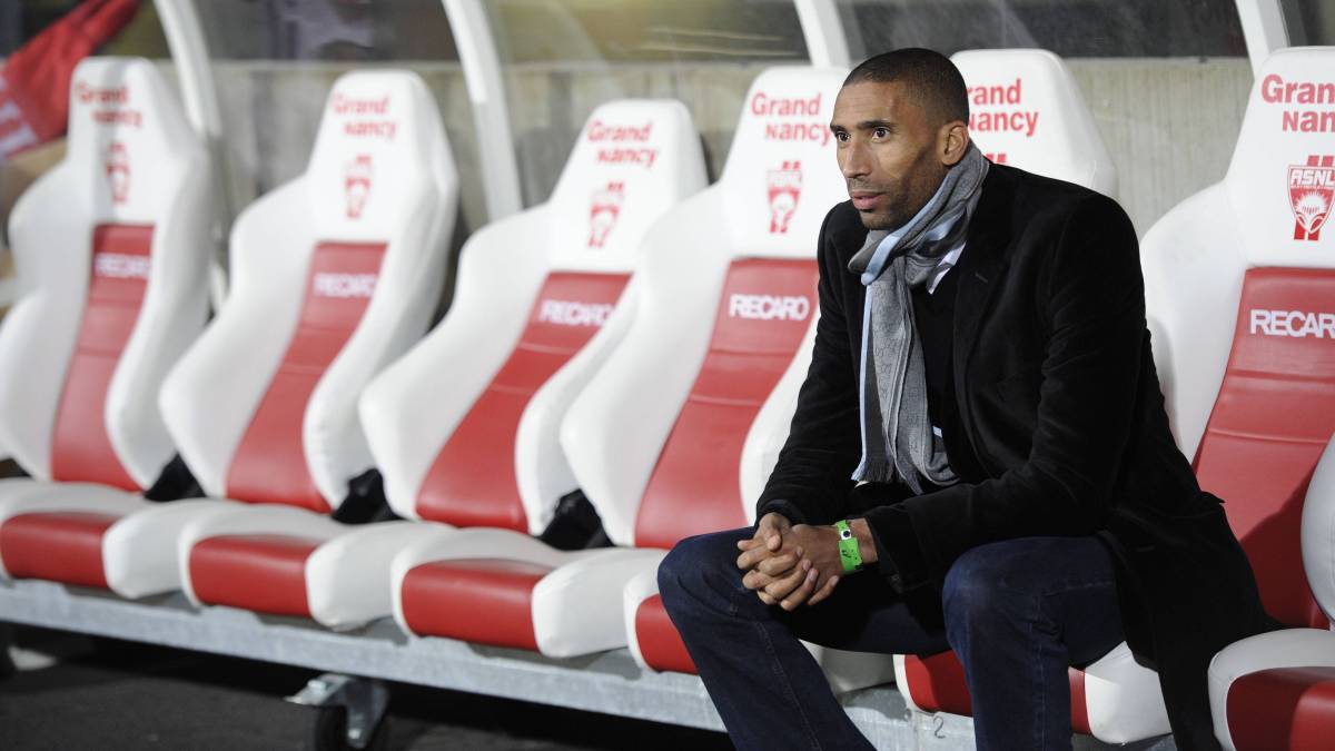 TimesSport's tweet card. Abdeslam Ouaddou and other members of Orlando Pirates staff are in a South African hospital with serious injuries after being hit by a Nissan pick-up truck