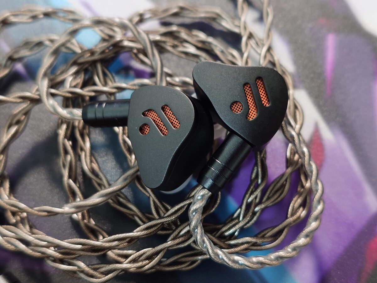 unitea_cha's tweet card. こんにちは！今回は、Fosi Audioから登場したイヤホン「Fosi Audio IM4」のレビューをお届けします。※本製品は、Fosi Audio様よりご提供いただきました。　このような機会をいただけたことに、心から感謝しています。Fo...