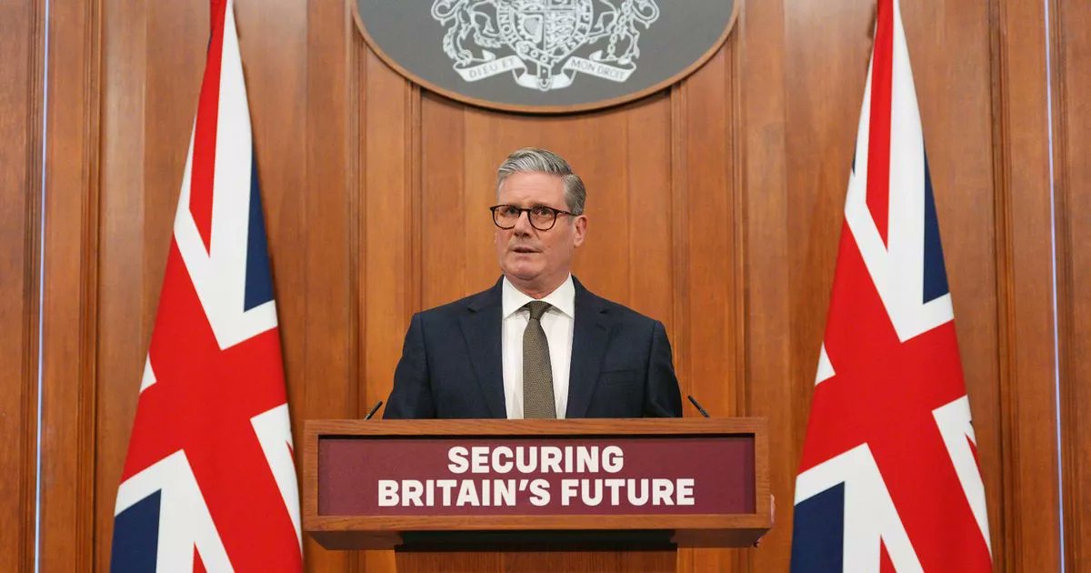 Keir_Starmer's tweet card. Prime Minister Sir Keir Starmer tells readers in the Scunthorpe area why Parliament is being recalled