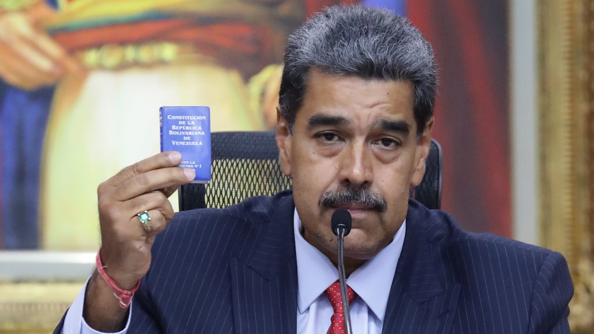 jdquesada's tweet card. Estados Unidos, Colombia, Brasil y México tratan de convencer al chavismo de que muestre las pruebas de la victoria de Maduro o se busque una solución inmediata