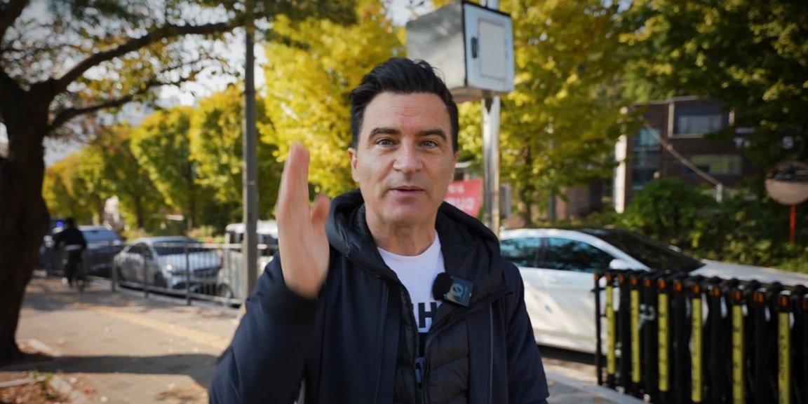 UnificNews's tweet card. With the Mother of Peace detained, it's a time for conviction, courage, faith, making your voice heard! Don't be silent! Seoul, 4th November 2025