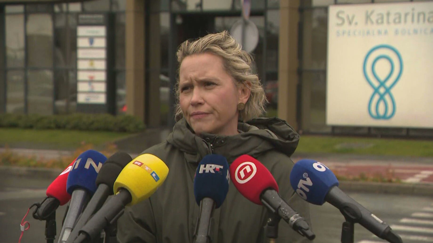 hrtvijesti's tweet card. Predsjednička kandidatkinja stranke Možemo! Ivana Kekin danas se osvrnula na poziv Nikice Jelavića njezinom mužu, pjevaču Mili Kekinu.