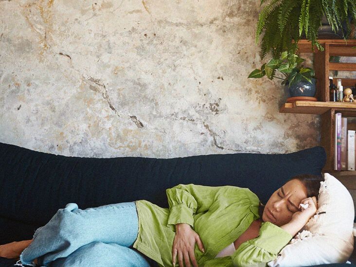 DocEducation's tweet card. The stomach flu usually lasts for only a few days but symptoms can be highly unpleasant. We discuss how to avoid catching this flu and when to see a doctor.