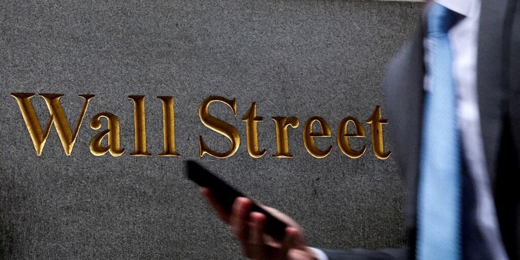 learnhackai's tweet card. El pacto estratégico entre dos gigantes tecnológicos provocó un giro en los mercados durante el inicio de la semana