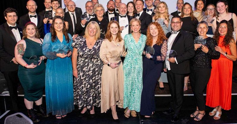 Tweet card summary image