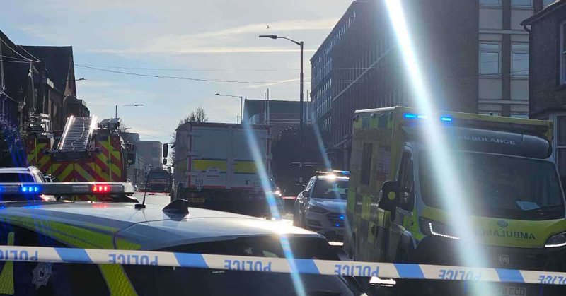 Tweet card summary image