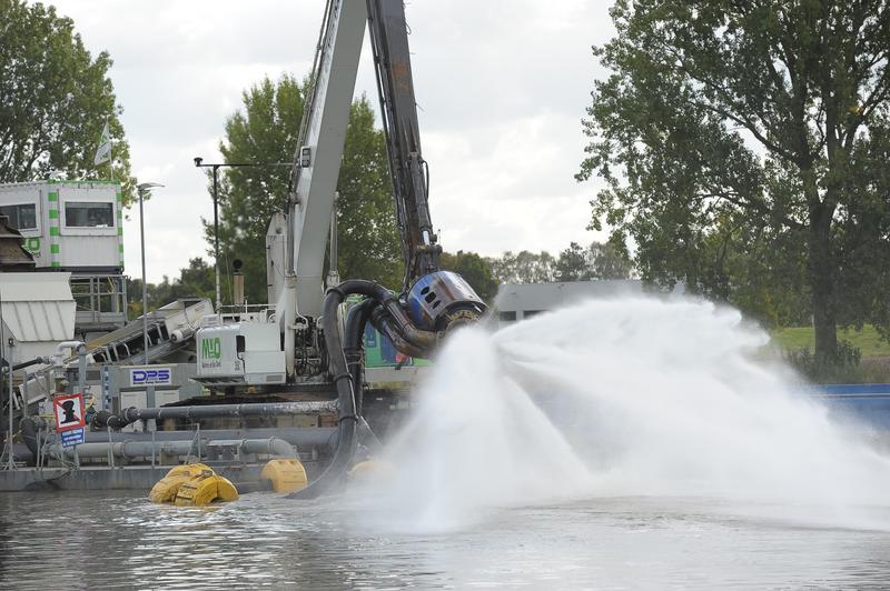 jarnodegraaf's tweet card. Meet us at Navexpo in Lorient, and find out what we can offer! Contact us for free tickets. info@dredgepumpsolutions.com #planthire #DredgePumpSolutions #Navexpo #Navexpo2019 #DredgePump