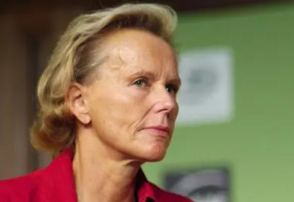 ldupin's tweet card. Vous connaissez l’expression « old school »? Elle traduit tant l’attitude que les réalisations « à l’ancienne », appartenant aux ancien…