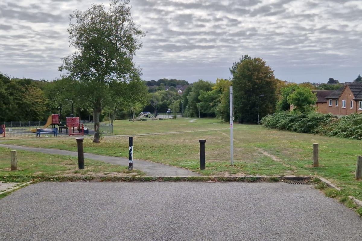 Kettering_Local's tweet card. A jury has heard of the terrible injuries inflicted during a ‘machete attack’ in a Kettering park, on the opening day of a murder trial.