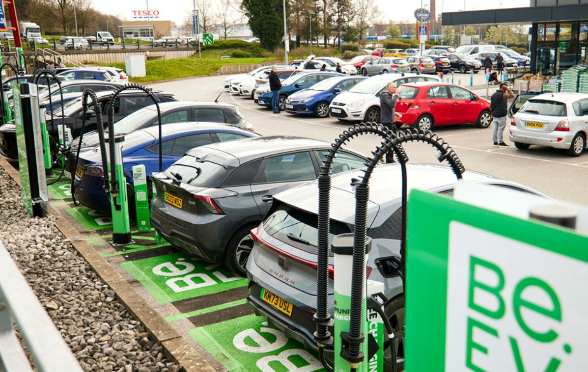 the_interface_'s tweet card. UK EV charging network Be.EV introduces new cheaper off-peak charging rates and subscription services