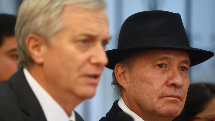 T13's tweet card. El economista terminó pagando 2 UTM y se suspendió su licencia de conducir por dos años. Aseguró que "se me pasó la mano con los tragos".