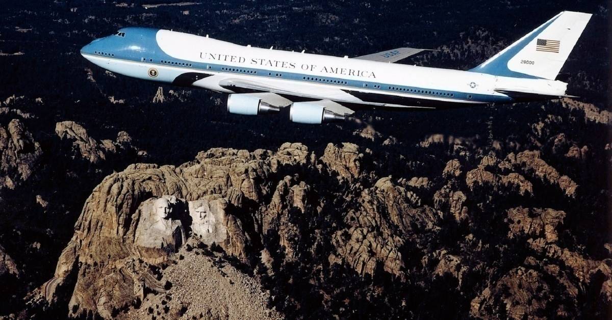 DocSolutions_'s tweet card. The New Air Force One Boeing 747 Flight Manual Costs A Crazy $84m