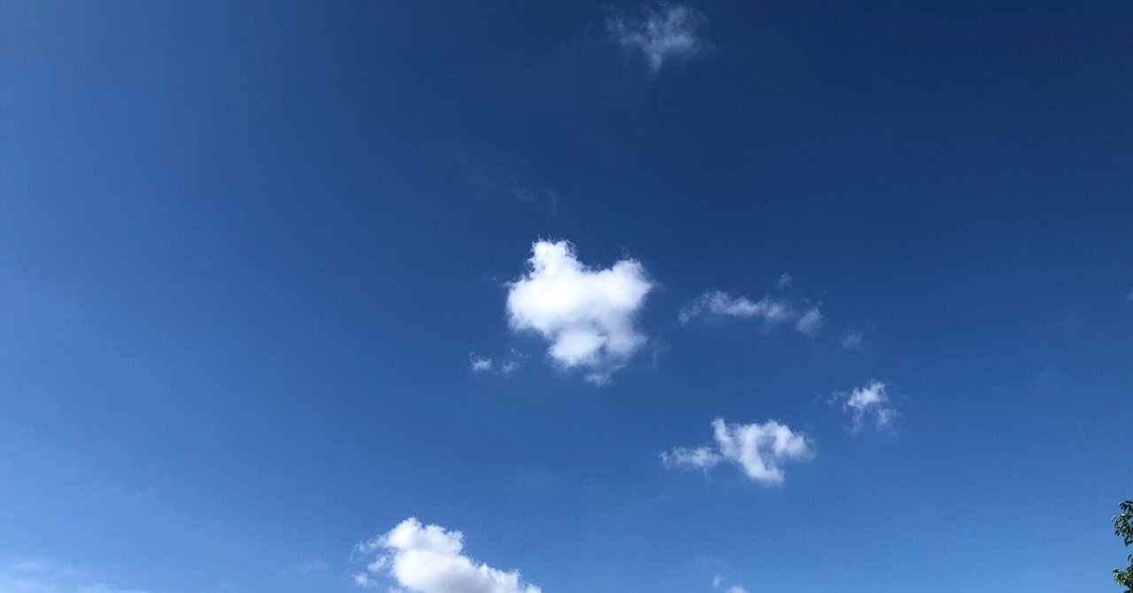 jjjw10's tweet card. 物が壊れるのって、大切に使っていれば 壊したとしても、いいことがある前兆 新しい物を迎えるチャンスらしいです 今、楽器などマイコンで色々作ってて、 でも新しい物は あまり買ってないので、 酷使して消耗して ヘッドホンとか、タブレットとか 使い倒したスマホとかイヤホン、 靴なんかも限界が来てて ふとした時に壊れて焦ります ずっと使えるって当たり前に 思っているんだと気付くのですが、...