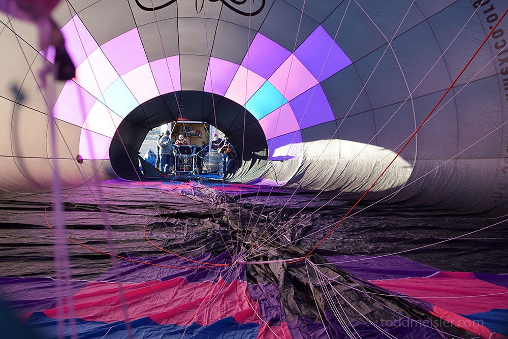 SAPNetworking's tweet card. How to book a Hot Air Balloon ride in Gallup, New Mexico. A true bucket list experience to take a hot air balloon ride over Red Rock State Park