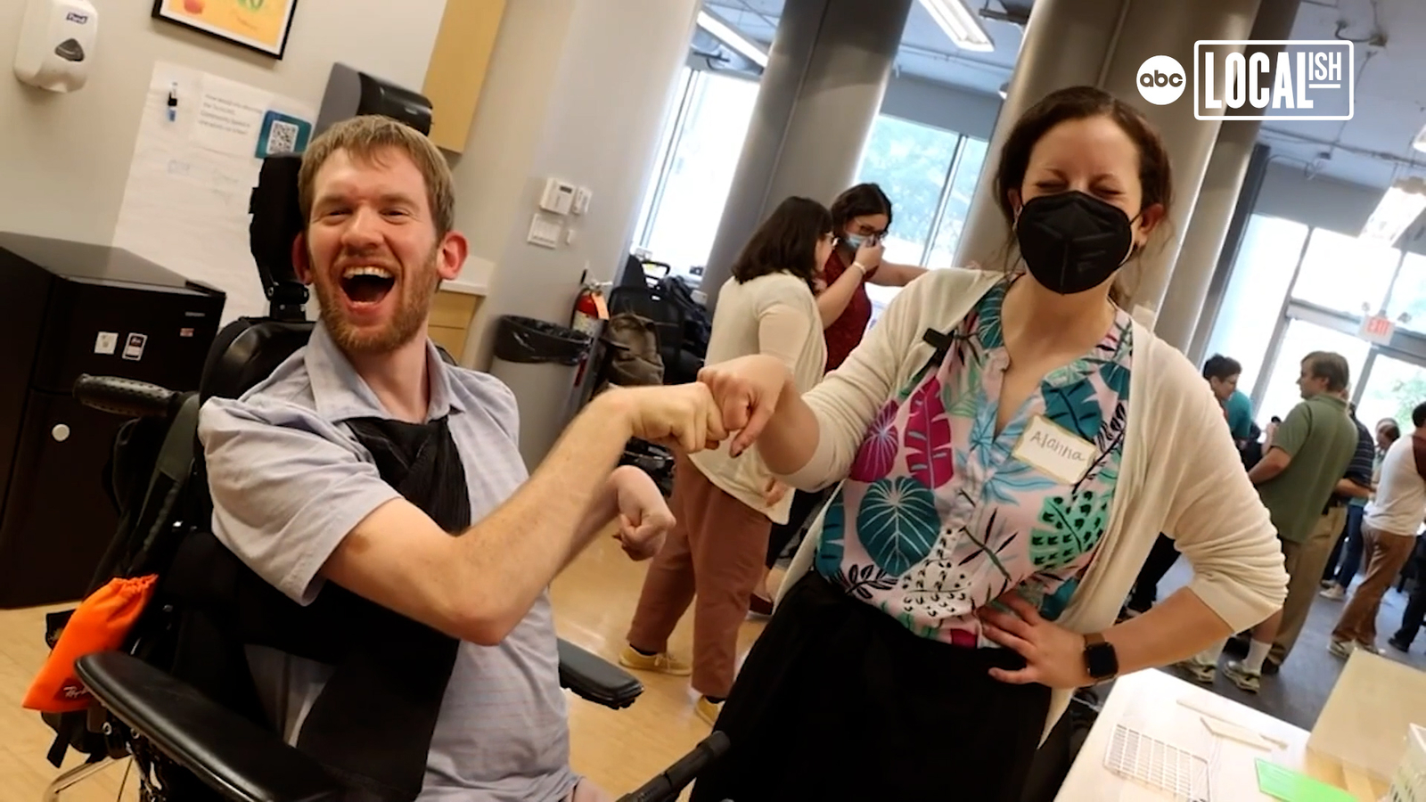 6abc's tweet card. Stepping into the \"TechOWL\" community space, people can learn about assistive technology, or get involved with their shareable equipment.