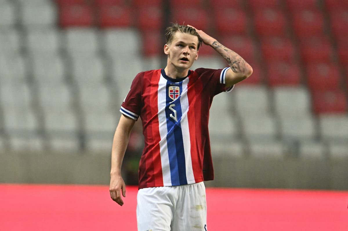 LiamKeen_Star's tweet card. Wolves have secured their third summer signing.