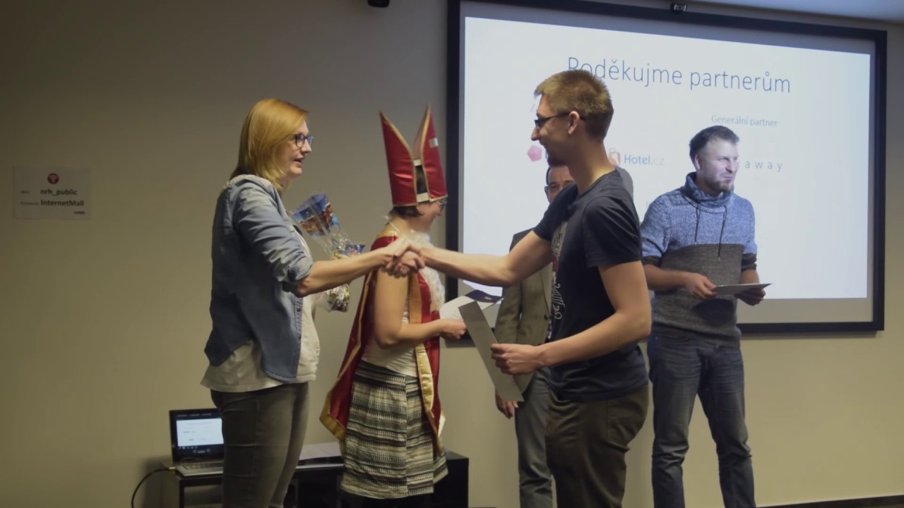 codecampcz's tweet card. Java + PHP Code Camp 2016 - Project Demo Day