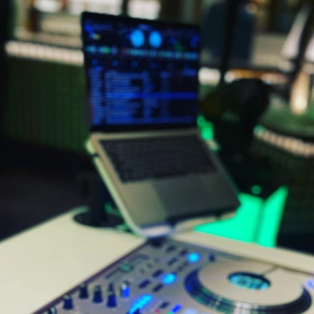 FunkboxPro's tweet card. Stu French -Essex/London DJ (@djstufrench) • Instagram photo