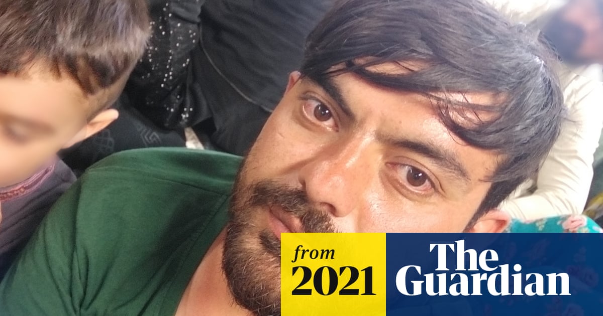 guardiannews's tweet card. Exclusive: Foreign Office said guards would be given right to come to Britain, but evacuation attempt failed