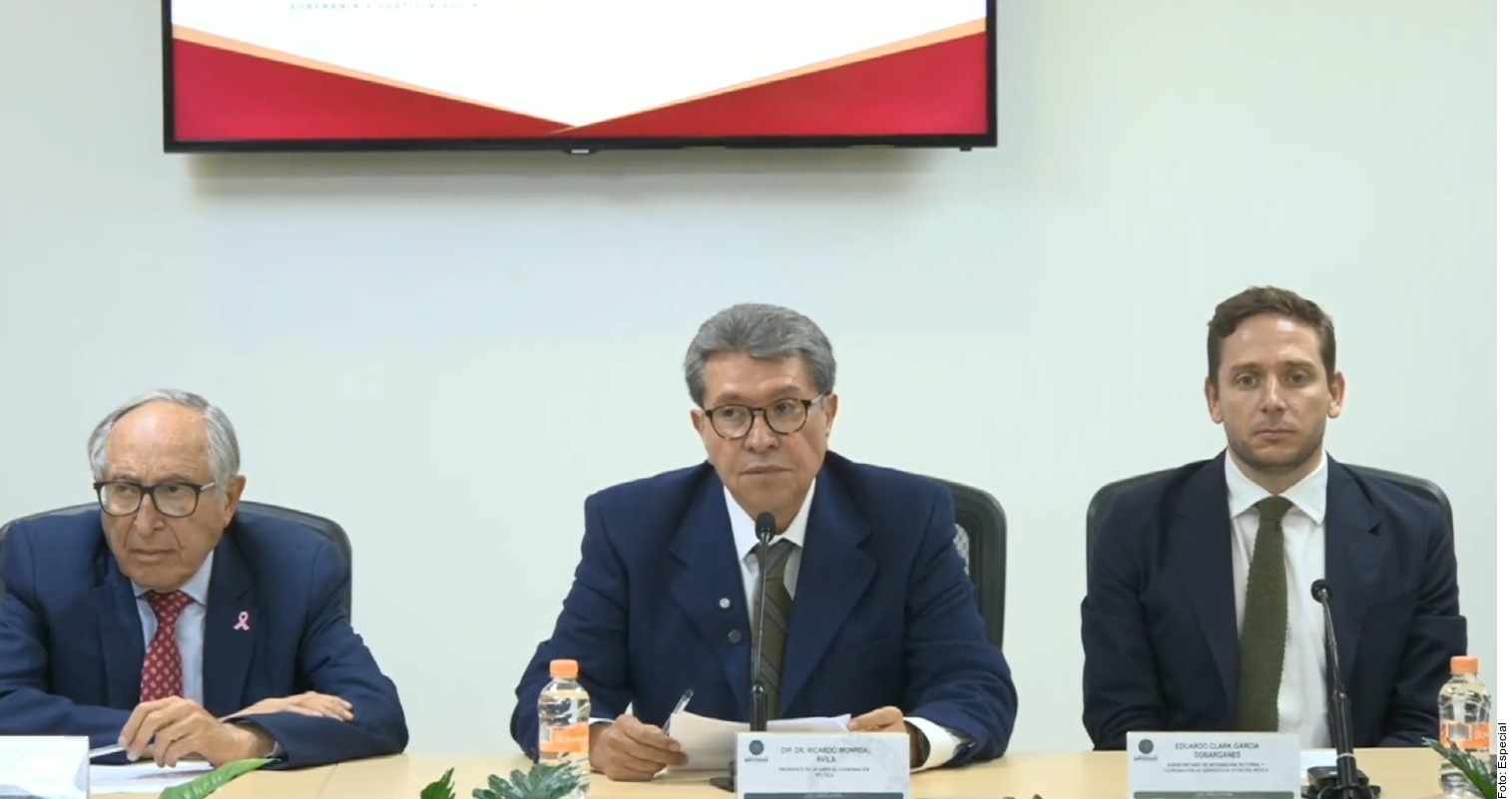 elsurdeguerrero's tweet card. Ciudad de México, 16 de octubre de 2025.- Representantes de la industria refresquera anunciaron este jueves una serie de acuerdos con el gobierno federal para reducir el consumo de bebidas azucaradas...