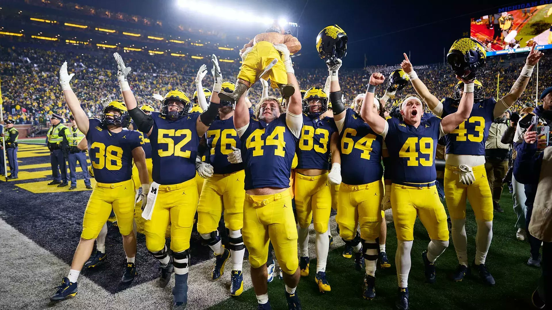 LeagueWinnersCF's tweet card. In this Michigan vs. Central Michigan 2025 preview, we highlight the key players, matchup history, and predictions for the Week 3.