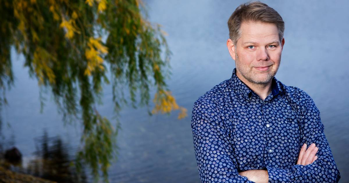 Gymlaererne's tweet card. At reducere unges uddannelsesforløb til et spørgsmål om penge og tid tilsidesætter essensen af, hvad uddannelse handler om.