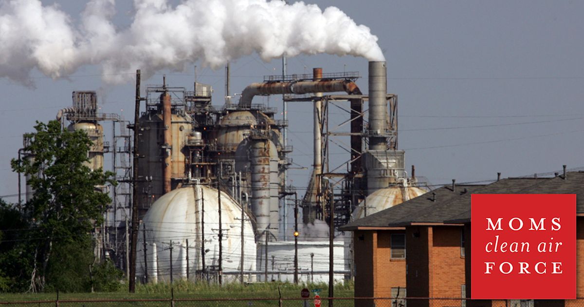 CleanAirMoms_MI's tweet card. One mom shares tips for explaining the relationship between CO2, carbon pollution, and the climate crisis to kids.