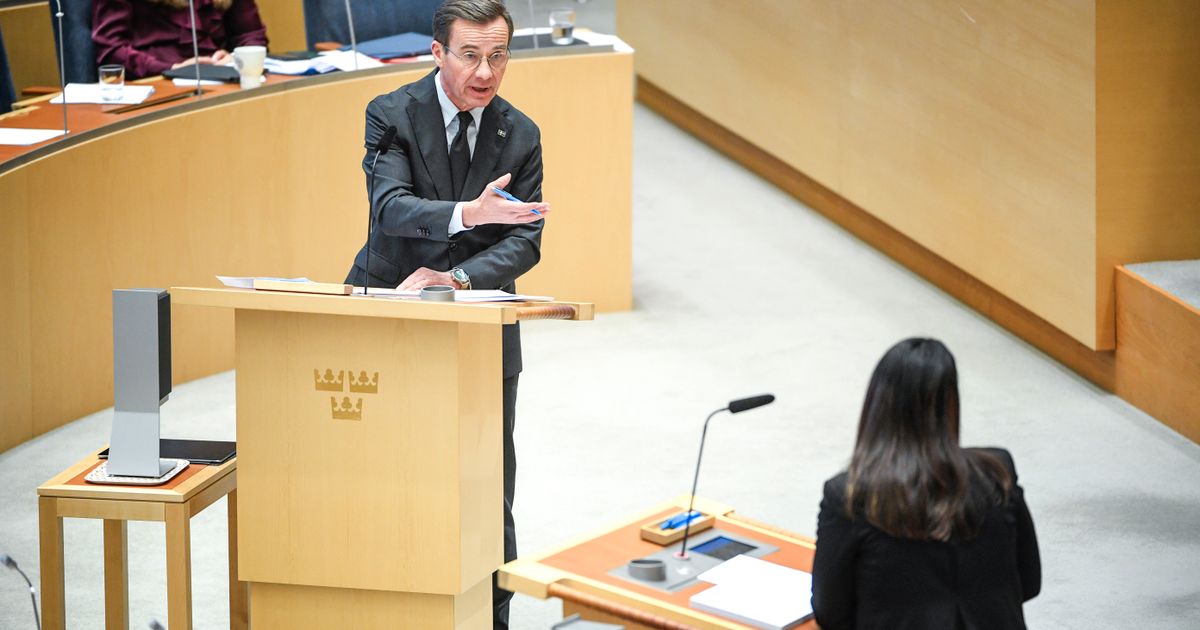 perbj's tweet card. När skatter debatterades i riksdagen på onsdagen riktade sig statsministern till V-ledaren Nooshi Dadgostar: ”Det är ändå lite uppfriskande att det finns kvar en marxist i svensk politik.”