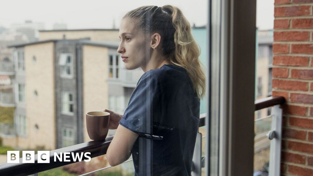 GlennSeat's tweet card. The number of leasehold dwellings has increased by 100,000 a year, figures show.