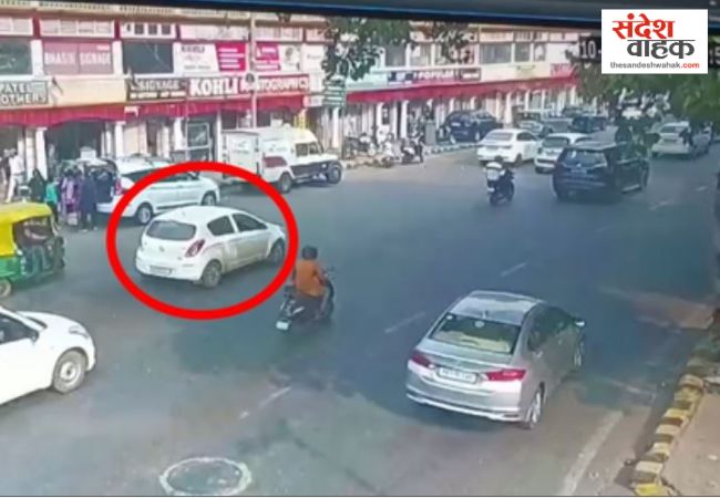 sandeshwahakweb's tweet card. दिल्ली के लाल किला विस्फोट मामले में केंद्रीय एजेंसियों ने अपनी जाँच का दायरा बढ़ाते हुए अब कानपुर की ओर रुख किया है। आईआईटी कानपुर के...