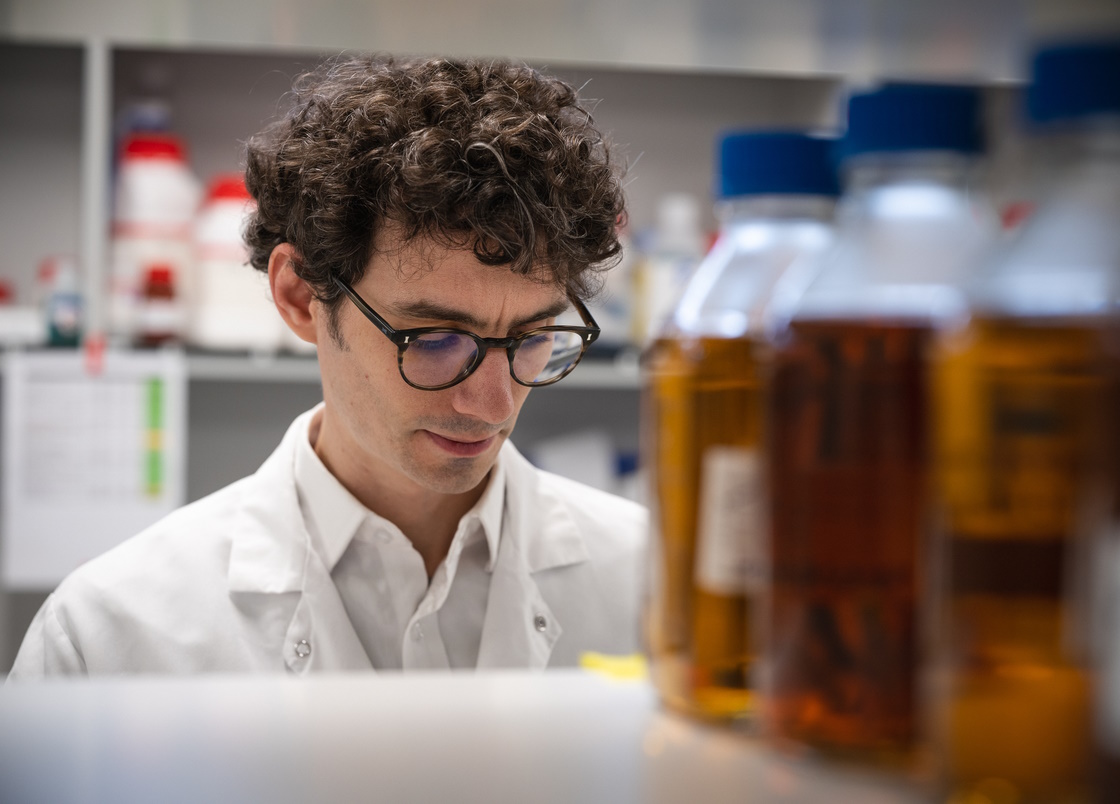 obviousvc's tweet card. The path that led James Field to found the biotechnology company LabGenius, began decades ago when he was a small boy playing in the back garden of his North London home. There, as he turned over...